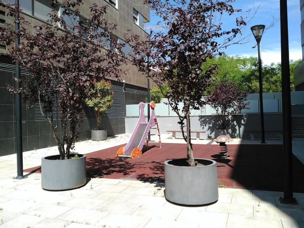 Luxury Flat, 3 Bedrooms, 2 Bathrooms And Swimming Pool Next To The Beach!! Sant Adria de Besos Exterior foto