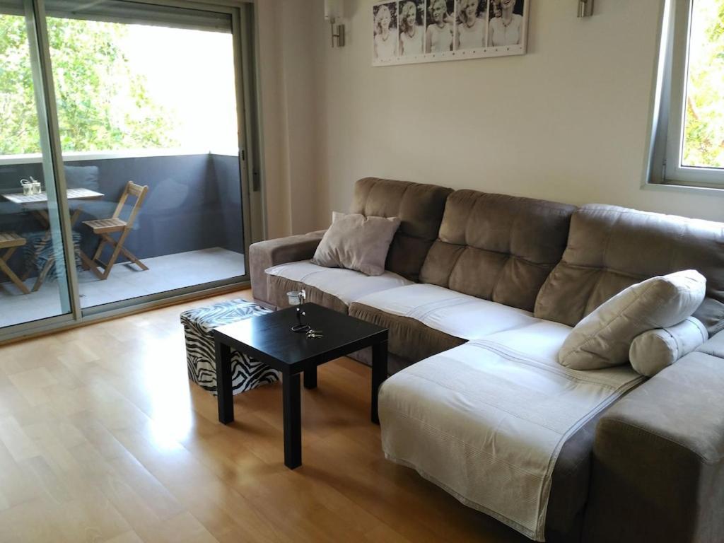 Luxury Flat, 3 Bedrooms, 2 Bathrooms And Swimming Pool Next To The Beach!! Sant Adria de Besos Exterior foto