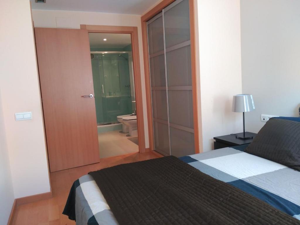 Luxury Flat, 3 Bedrooms, 2 Bathrooms And Swimming Pool Next To The Beach!! Sant Adria de Besos Exterior foto